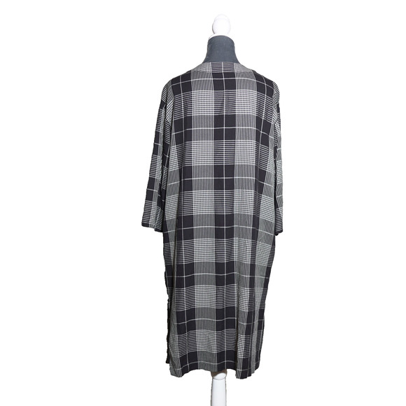 LIPSIM Black & Gray Plaid Duster Coat Robe Japanese Rayon Belted 3/4 Sleeve EUC - Picture 2 of 10
